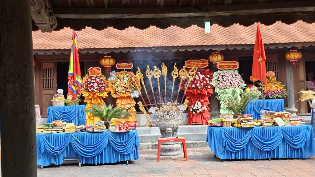 Anh-tin-bai